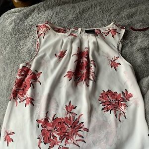 Worthington Floral Tank top